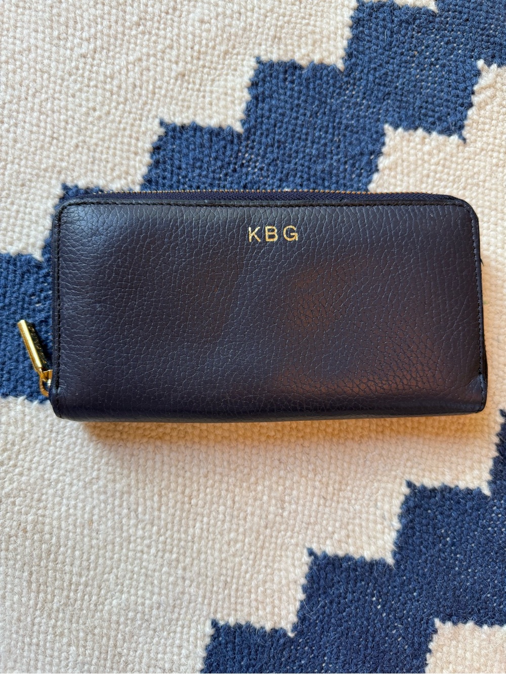 Cuyana Navy Leather Zip Around Wallet with Gold Initials